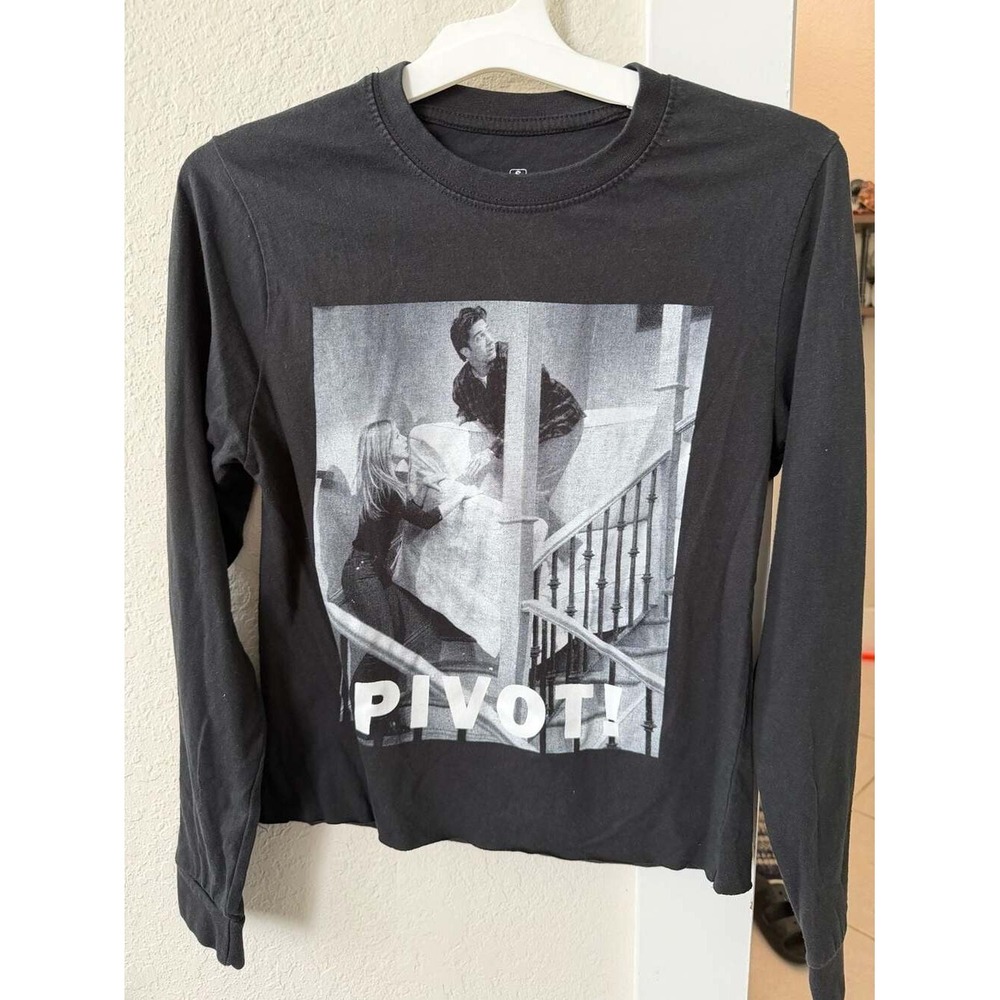 Streetwear‎ Ripple Junction Friends PIVOT! Ross & Rachel L/S Shirt, S